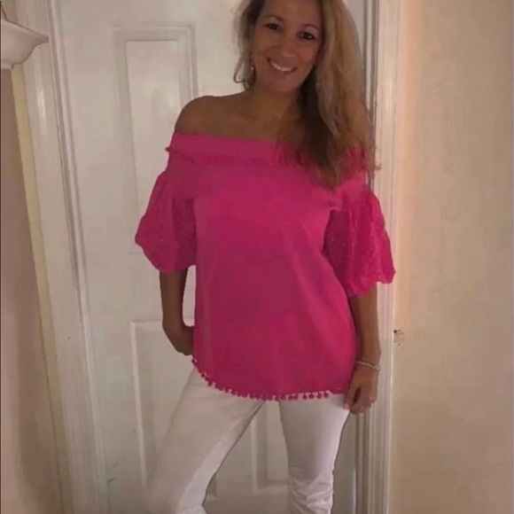 Magenta off the shoulder top - Picture 4 of 11
